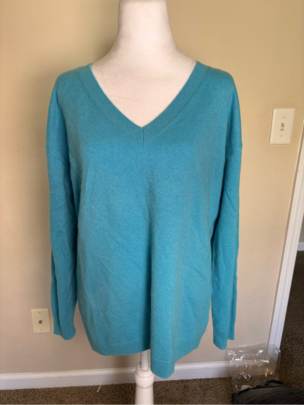 Talbots Blue 100% Cashmere Knit V-Neck Ribbed Trim Pullover Sweater L